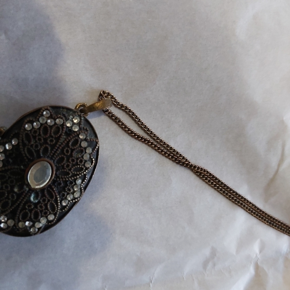 Necklace&Locket/B1 - Picture 4 of 8